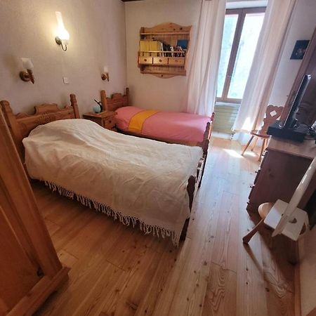 Maison De Village La Brigue Екстер'єр фото